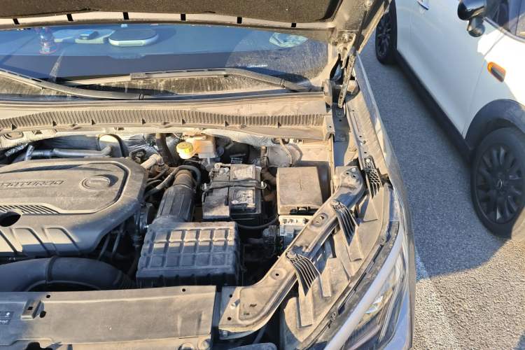 Used GAC Trumpchi GS4 PLUS 2021 270T Automatic Galaxy Edition Engine Bay Left