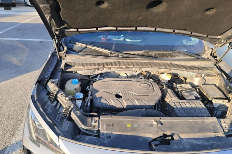 Used GAC Trumpchi GS4 PLUS 2021 270T Automatic Galaxy Edition Engine Bay Right