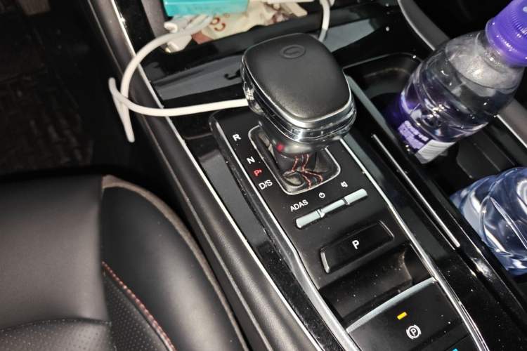Used GAC Trumpchi GS4 PLUS 2021 390T Automatic Nebula Edition Gear Lever