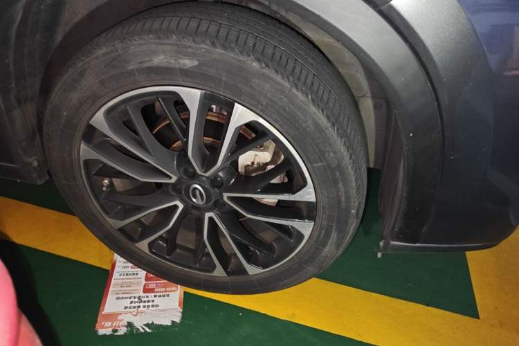 Used GAC Trumpchi GS4 PLUS 2021 390T Automatic Nebula Edition Right Front Wheel Hub