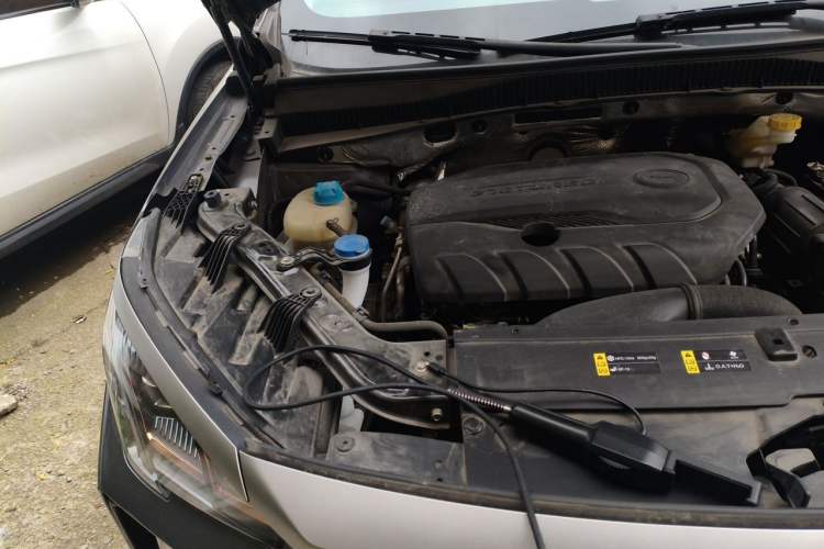 Used GAC Trumpchi GS4 PLUS 2021 270T Automatic Galaxy Edition Engine Bay Right