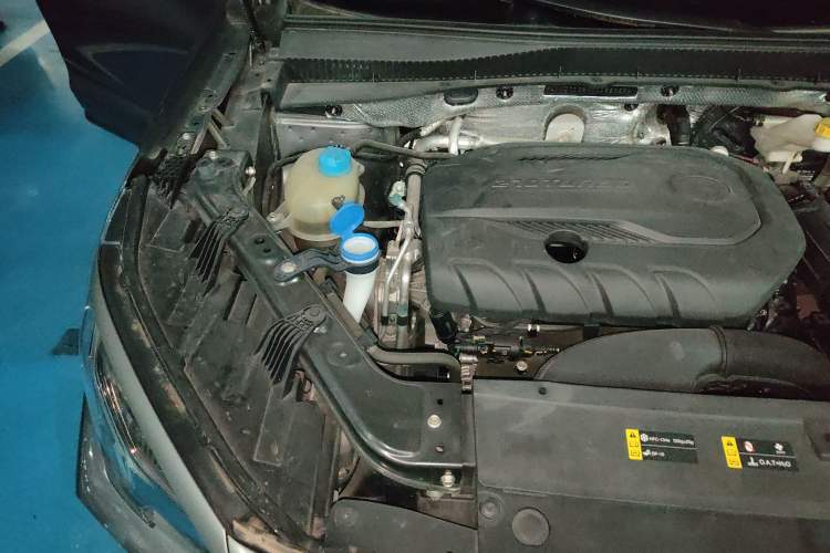 Used GAC Trumpchi GS4 PLUS 2021 270T Automatic Galaxy Edition Engine Bay Right