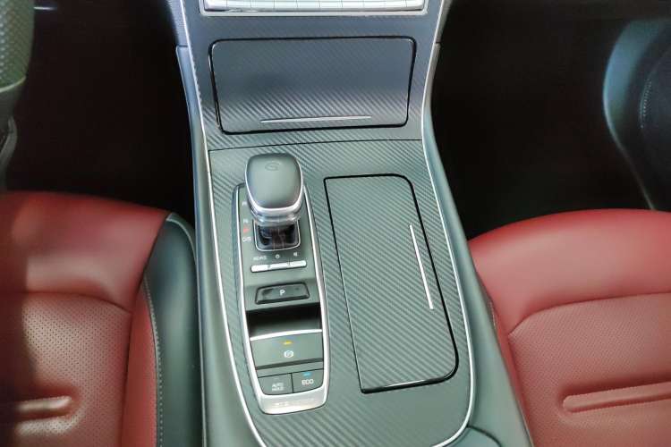 Used GAC Trumpchi GS4 PLUS 2021 270T Automatic Galaxy Edition Gear Lever