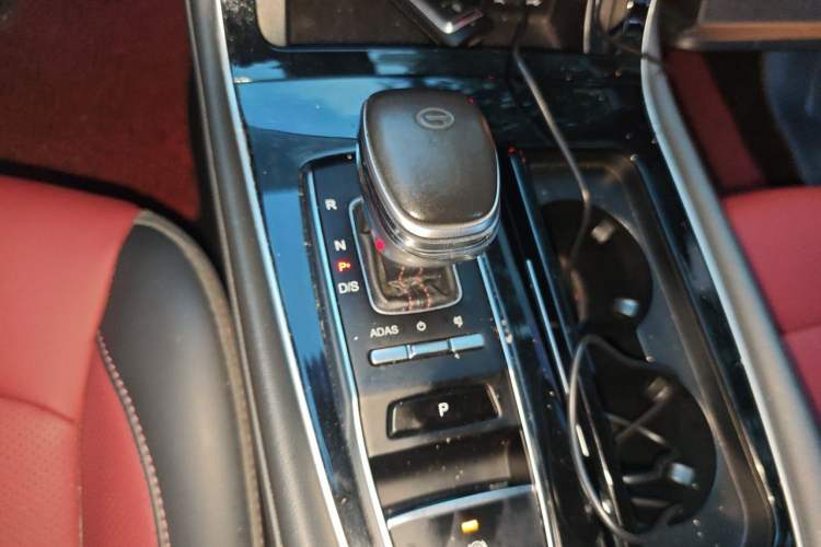 Used GAC Trumpchi GS4 PLUS 2021 390T Automatic Nebula Edition Gear Lever