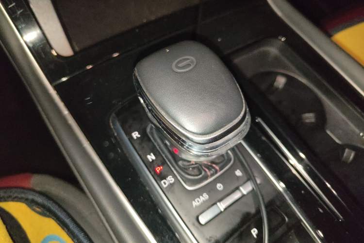 Used GAC Trumpchi GS4 PLUS 2021 270T Automatic Galaxy Edition Gear Lever