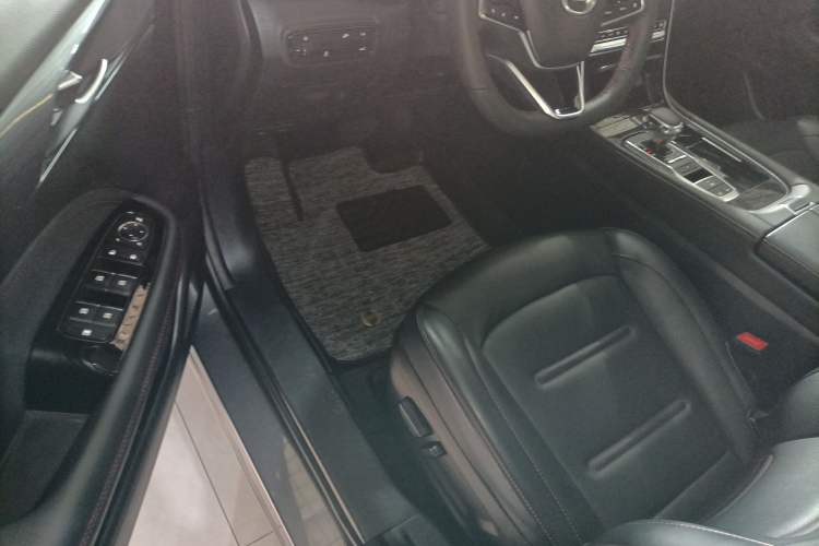 Used GAC Trumpchi GS4 PLUS 2021 390T Automatic Nebula Edition Interior 3