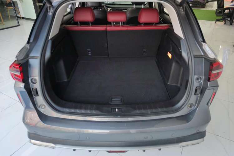 Used GAC Trumpchi GS4 PLUS 2021 270T Automatic Galaxy Edition Trunk