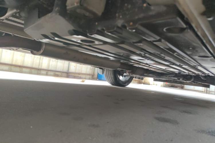 Used GAC Trumpchi GS4 PLUS 2021 390T Automatic Starry Edition Chassis Front Right