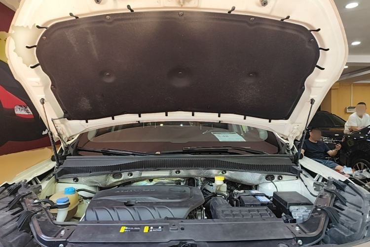 Used GAC Trumpchi GS4 PLUS 2021 270T Automatic Galaxy Edition Engine Bay