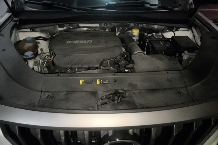 Used GAC Trumpchi GS4 PLUS 2021 390T Automatic Starry Edition Engine Bay