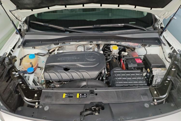 Used GAC Trumpchi GS4 PLUS 2021 270T Automatic Star Edition Engine Bay