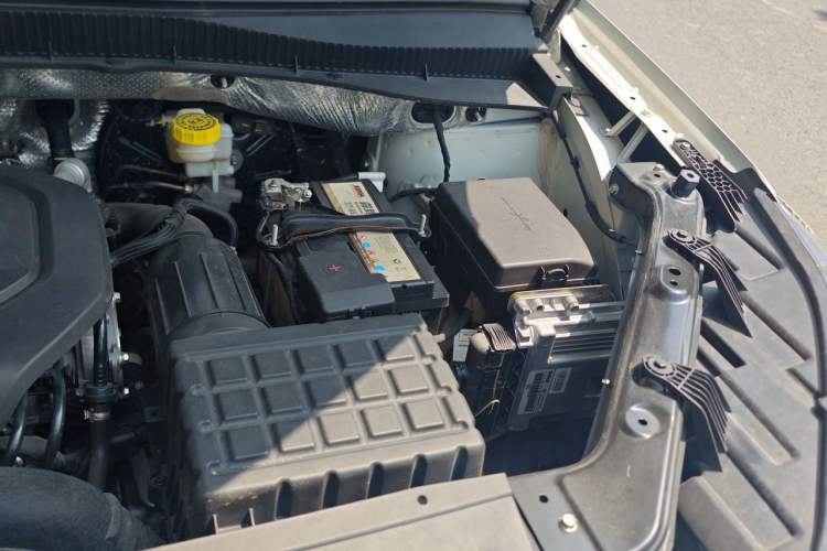 Used GAC Trumpchi GS4 PLUS 2021 270T Automatic Galaxy Edition Engine Bay Left