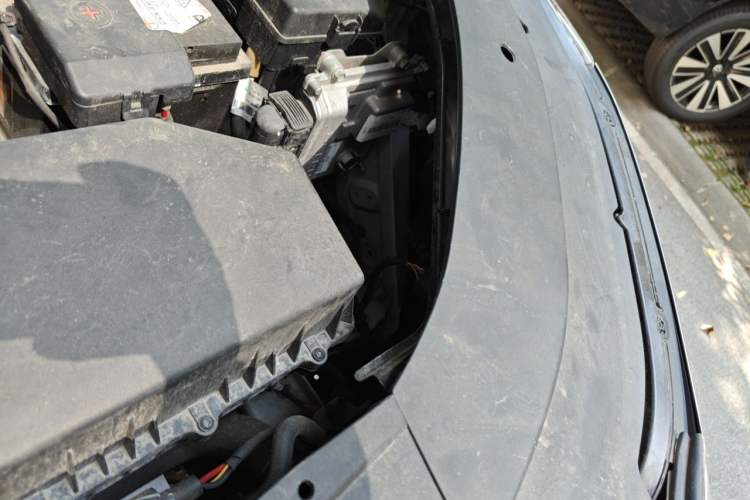 Used GAC Trumpchi GS4 PLUS 2021 390T Automatic Nebula Edition Engine Bay Left
