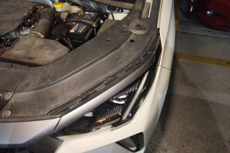 Used GAC Trumpchi GS4 PLUS 2021 390T Automatic Nebula Edition Engine Bay Left