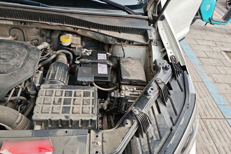 Used GAC Trumpchi GS4 PLUS 2021 270T Automatic Star Edition Engine Bay Left