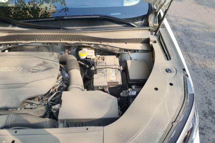 Used GAC Trumpchi GS4 PLUS 2021 390T Automatic Nebula Edition Engine Bay Left