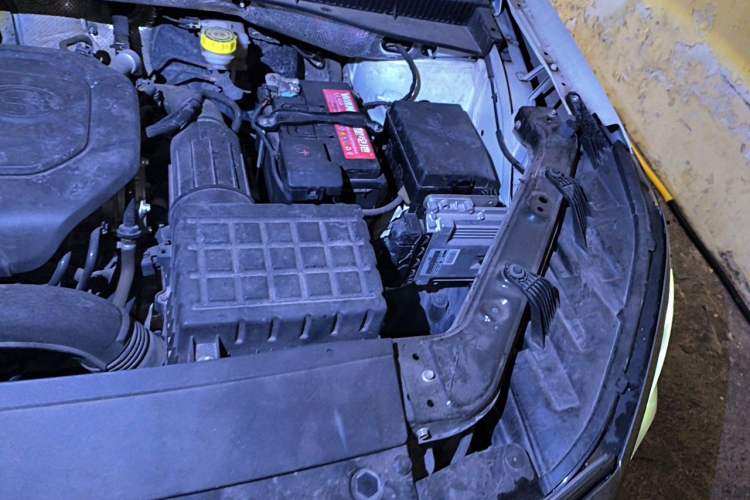 Used GAC Trumpchi GS4 PLUS 2021 270T Automatic Star Edition Engine Bay Left