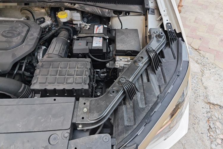 Used GAC Trumpchi GS4 PLUS 2021 270T Automatic Star Edition Engine Bay Left