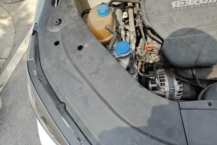Used GAC Trumpchi GS4 PLUS 2021 390T Automatic Nebula Edition Engine Bay Right