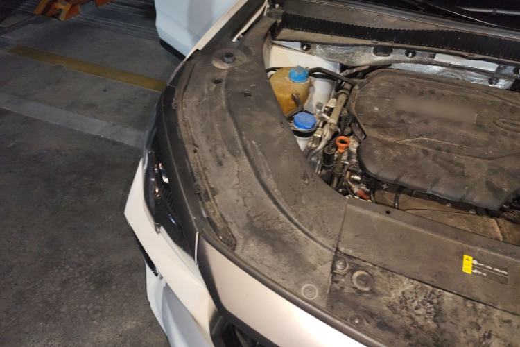 Used GAC Trumpchi GS4 PLUS 2021 390T Automatic Nebula Edition Engine Bay Right