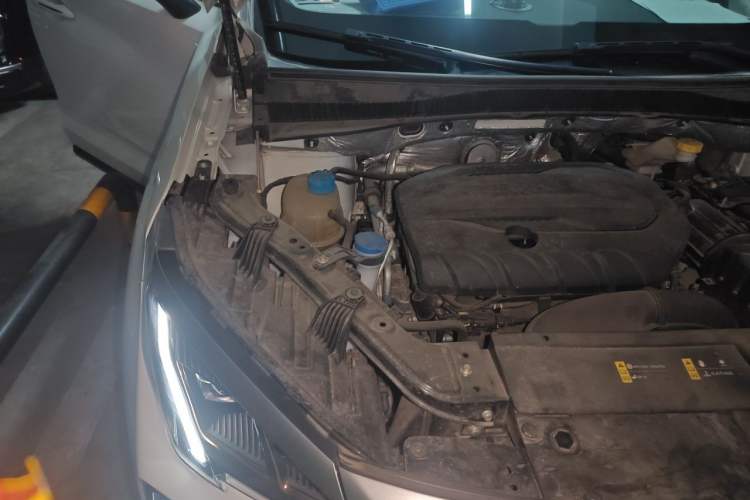 Used GAC Trumpchi GS4 PLUS 2021 270T Automatic Star Edition Engine Bay Right