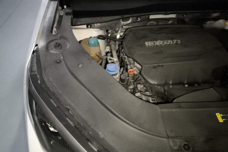 Used GAC Trumpchi GS4 PLUS 2021 390T Automatic Starry Edition Engine Bay Right