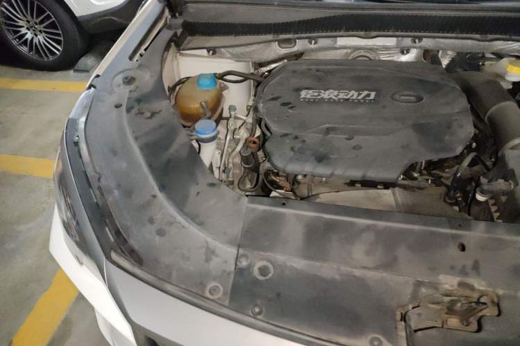 Used GAC Trumpchi GS4 PLUS 2021 390T Automatic Nebula Edition Engine Bay Right