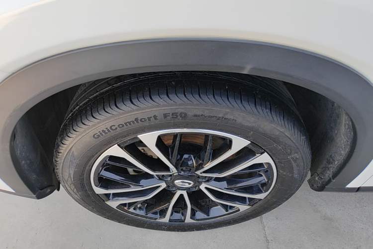 Used GAC Trumpchi GS4 PLUS 2021 270T Automatic Star Edition Exterior 4