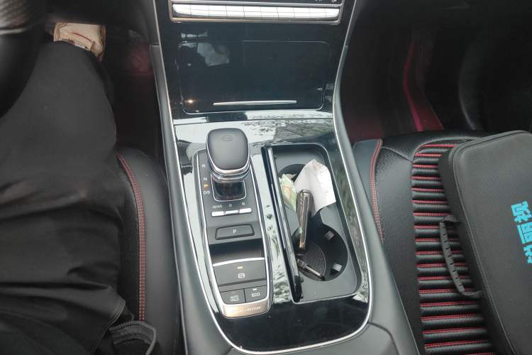 Used GAC Trumpchi GS4 PLUS 2021 390T Automatic Nebula Edition Gear Lever