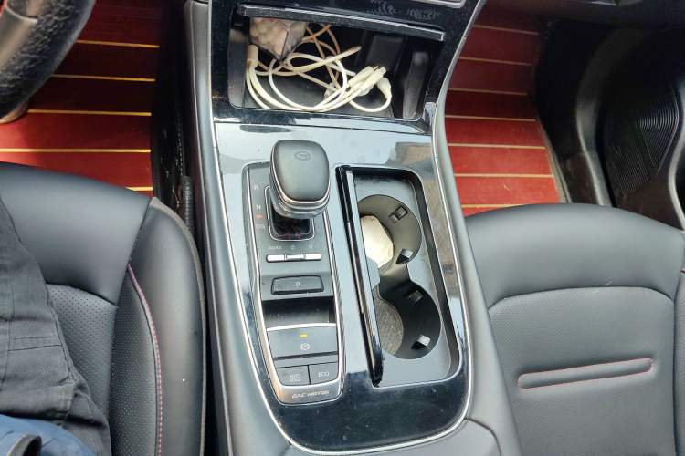 Used GAC Trumpchi GS4 PLUS 2021 390T Automatic Nebula Edition Gear Lever