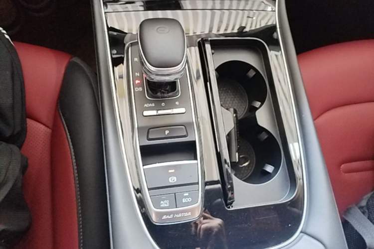 Used GAC Trumpchi GS4 PLUS 2021 270T Automatic Galaxy Edition Gear Lever