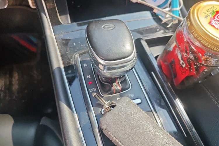 Used GAC Trumpchi GS4 PLUS 2021 390T Automatic Starry Edition Gear Lever