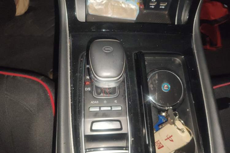 Used GAC Trumpchi GS4 PLUS 2021 270T Automatic Galaxy Edition Gear Lever