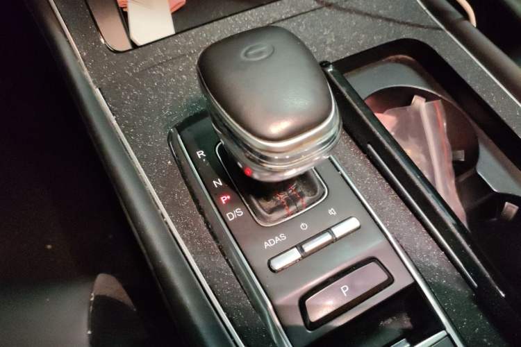 Used GAC Trumpchi GS4 PLUS 2021 390T Automatic Nebula Edition Gear Lever