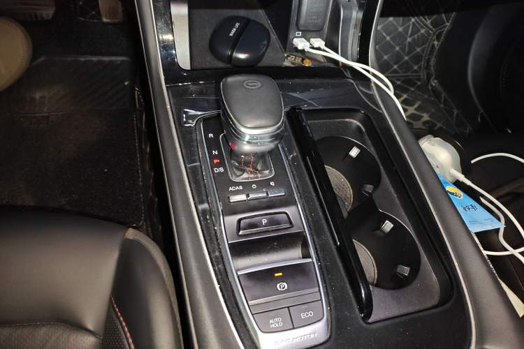 Used GAC Trumpchi GS4 PLUS 2021 390T Automatic Nebula Edition Gear Lever