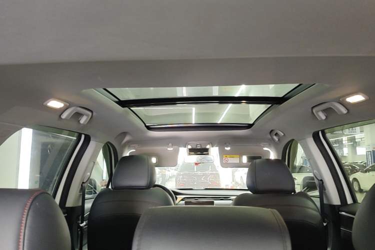 Used GAC Trumpchi GS4 PLUS 2021 270T Automatic Galaxy Edition Headliner