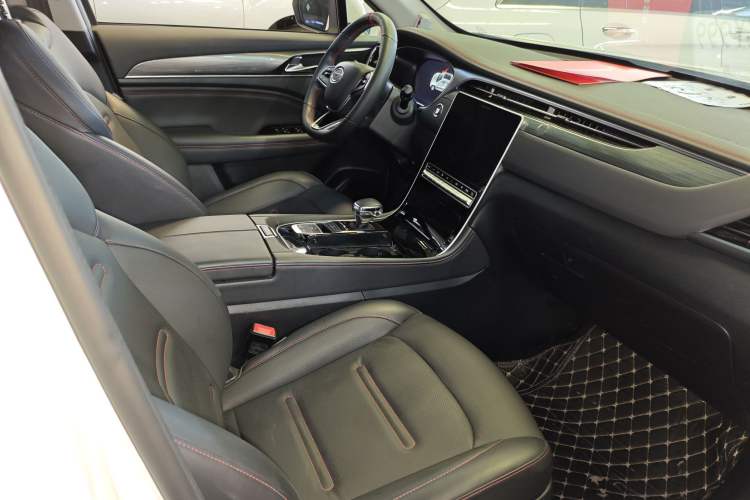 Used GAC Trumpchi GS4 PLUS 2021 270T Automatic Galaxy Edition Interior 12