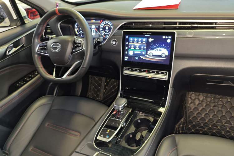 Used GAC Trumpchi GS4 PLUS 2021 270T Automatic Galaxy Edition Interior 2