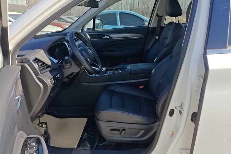 Used GAC Trumpchi GS4 PLUS 2021 390T Automatic Nebula Edition Interior 3
