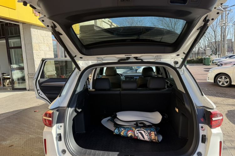 Used GAC Trumpchi GS4 PLUS 2021 270T Automatic Galaxy Edition Interior 9