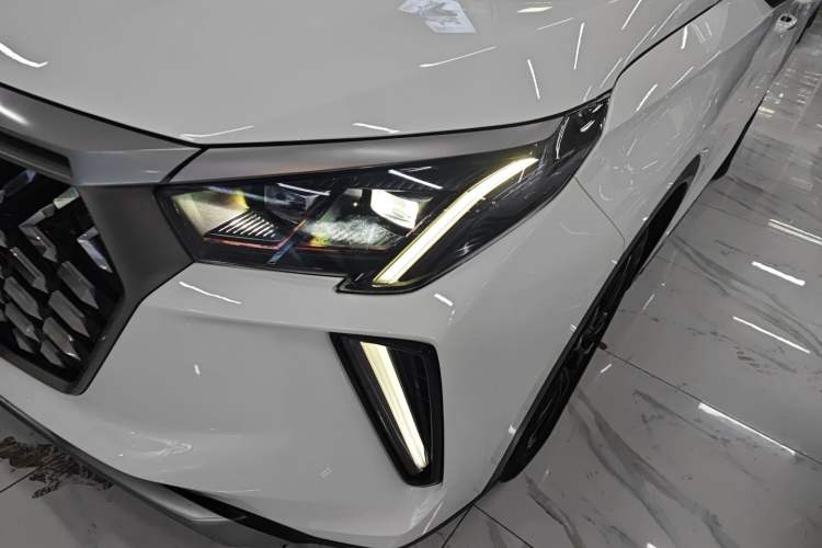 Used GAC Trumpchi GS4 PLUS 2021 270T Automatic Star Edition Left Front Headlight