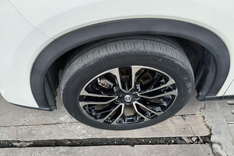 Used GAC Trumpchi GS4 PLUS 2021 390T Automatic Nebula Edition Left Front Wheel Hub