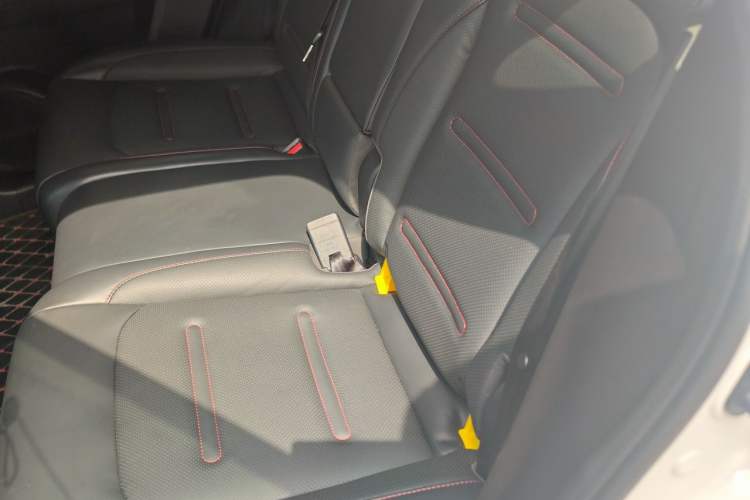 Used GAC Trumpchi GS4 PLUS 2021 270T Automatic Galaxy Edition Left Rear Seat