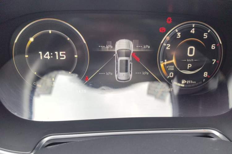 Used GAC Trumpchi GS4 PLUS 2021 270T Automatic Star Edition Odometer Close Up