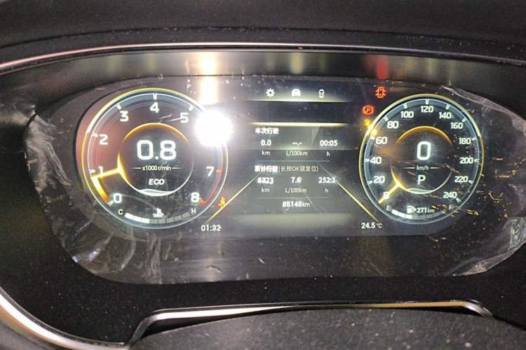 Used GAC Trumpchi GS4 PLUS 2021 270T Automatic Star Edition Odometer Close Up