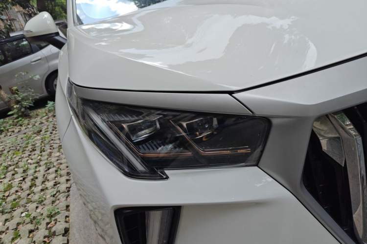 Used GAC Trumpchi GS4 PLUS 2021 390T Automatic Nebula Edition Right Front Headlight