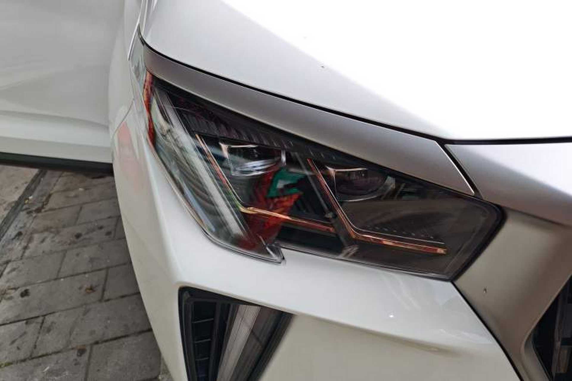 Used GAC Trumpchi GS4 PLUS 2021 270T Automatic Star Edition Right Front Headlight