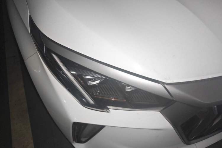 Used GAC Trumpchi GS4 PLUS 2021 390T Automatic Nebula Edition Right Front Headlight