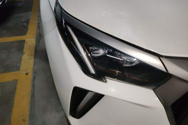 Used GAC Trumpchi GS4 PLUS 2021 390T Automatic Nebula Edition Right Front Headlight