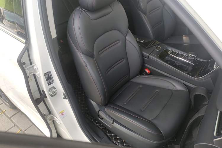 Used GAC Trumpchi GS4 PLUS 2021 270T Automatic Galaxy Edition Right Front Seat